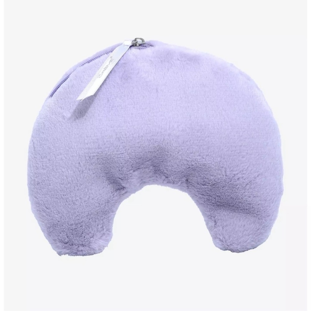 The Crème Shop Teddy Bag Plush Over the Moon Makeup Bag, NWT - Picture 2 of 2